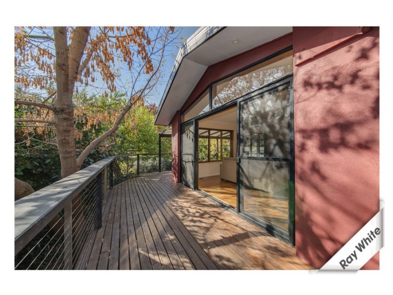 4 Byrnes Place, Curtin ACT 2605