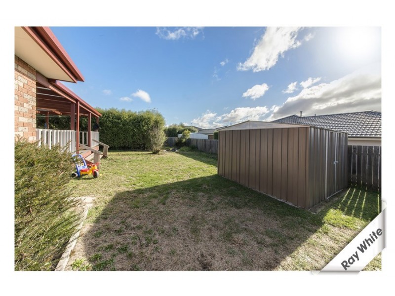 11 Ikara Close, Dunlop ACT 2615