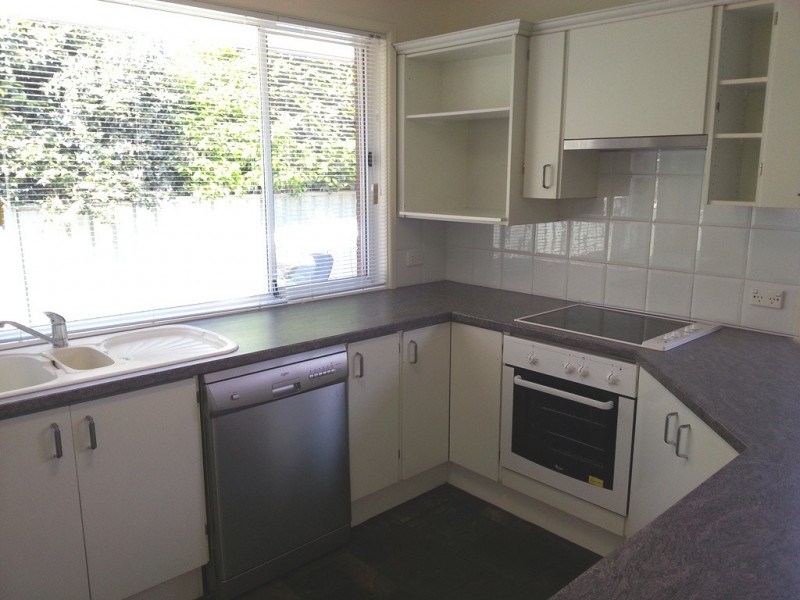 19 DOBSON Place, Watson ACT 2602