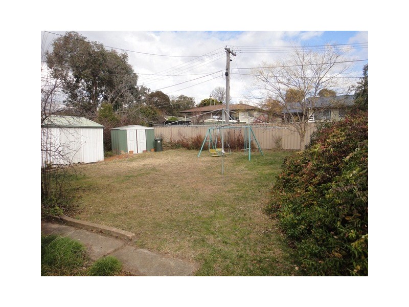 9 Bage Place, Mawson ACT 2607