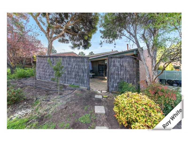 4/5 Lane Poole Place, Yarralumla ACT 2600
