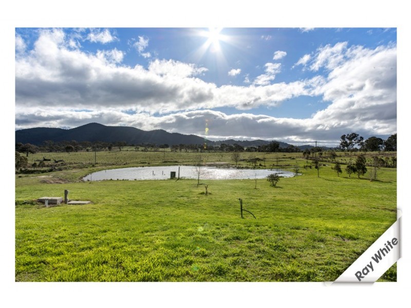 9 Roper Place, Royalla NSW 2620