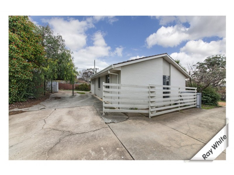 4 Kershaw Place, Page ACT 2614