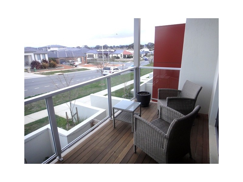 18/311 Flemington Road, Franklin ACT 2913