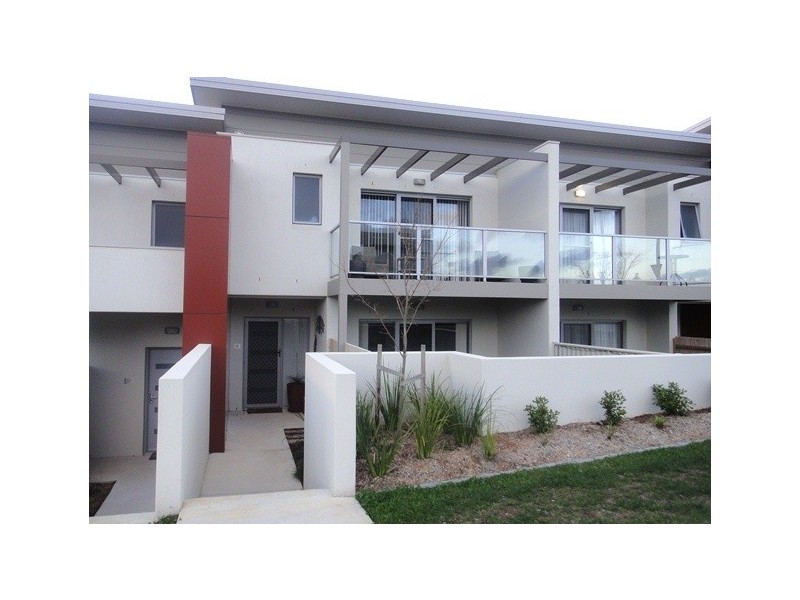 18/311 Flemington Road, Franklin ACT 2913