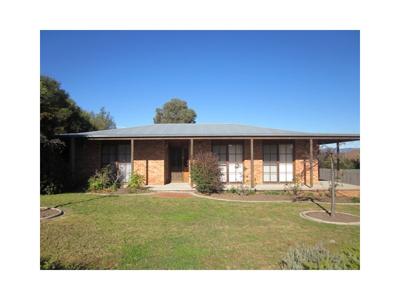 20 COUCHMAN CRESCENT, Chisholm ACT 2905