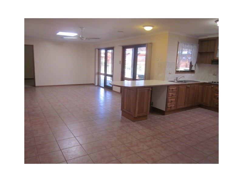 20 COUCHMAN CRESCENT, Chisholm ACT 2905