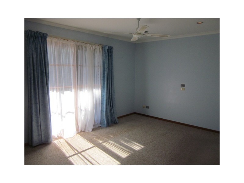 20 COUCHMAN CRESCENT, Chisholm ACT 2905