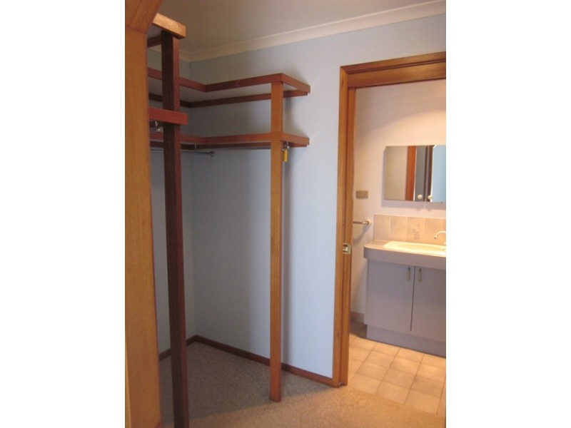 20 COUCHMAN CRESCENT, Chisholm ACT 2905