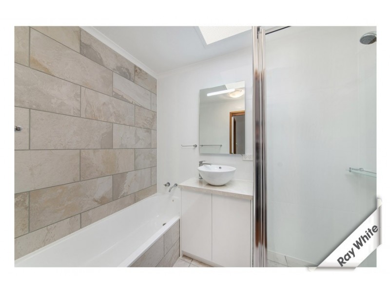 11/3 Riddle Place, Gordon ACT 2906