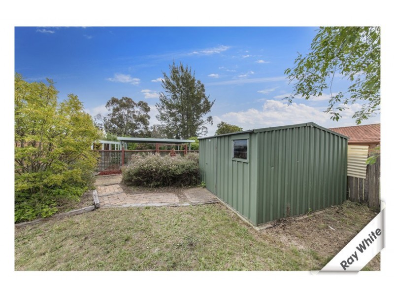 9 Beazley Crescent, Calwell ACT 2905