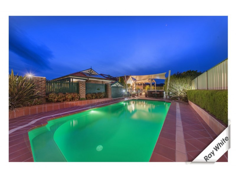 4 Winser Crescent, Kambah ACT 2902