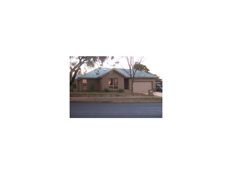 91 Carruthers Street, Curtin ACT 2605