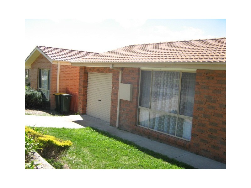 13 SHARMAN PLACE, Gordon ACT 2906