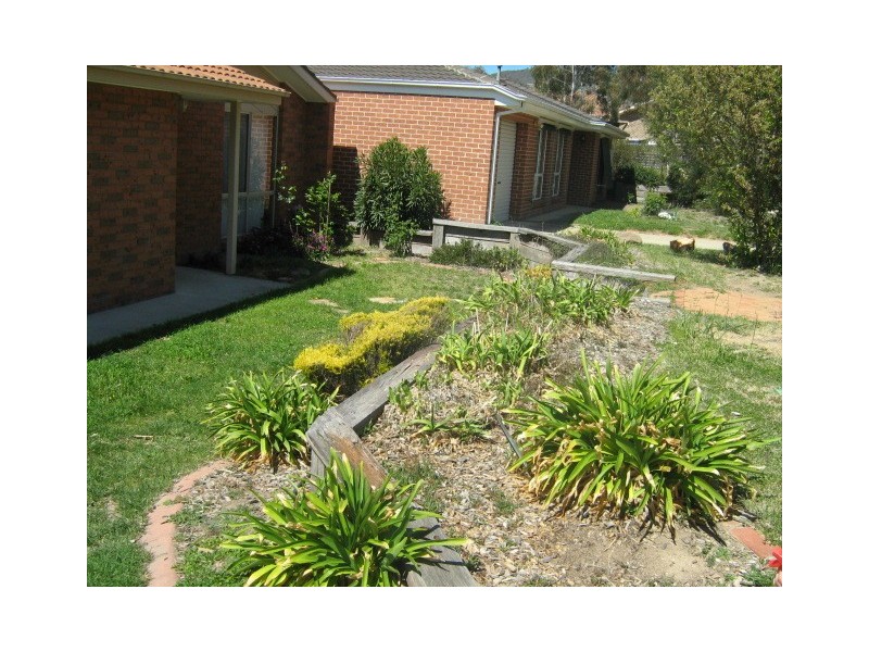 13 SHARMAN PLACE, Gordon ACT 2906