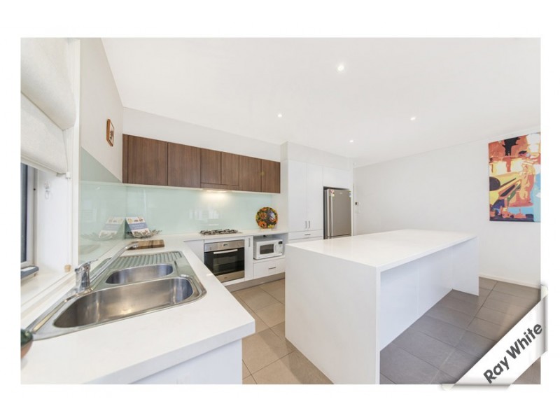 2/1 Thomson Street, Chifley ACT 2606