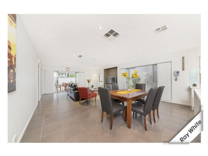 2/1 Thomson Street, Chifley ACT 2606