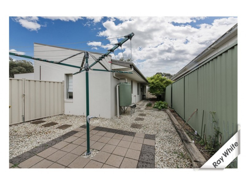 2/1 Thomson Street, Chifley ACT 2606