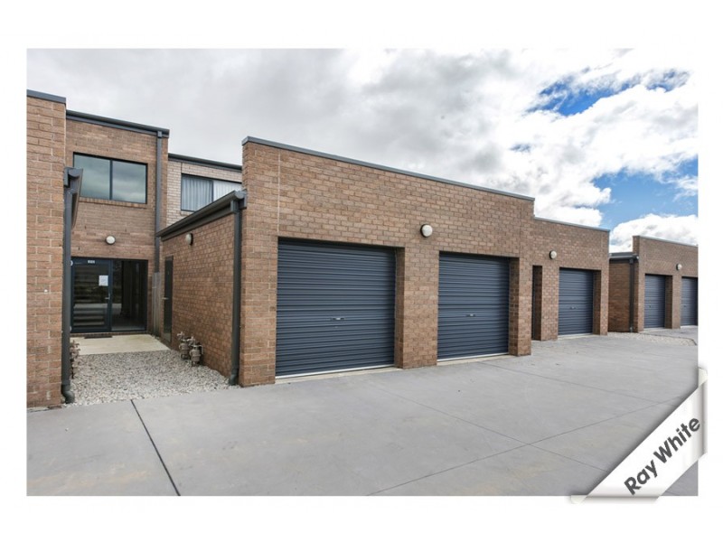 4/4 Jeff Snell Crescent, Dunlop ACT 2615