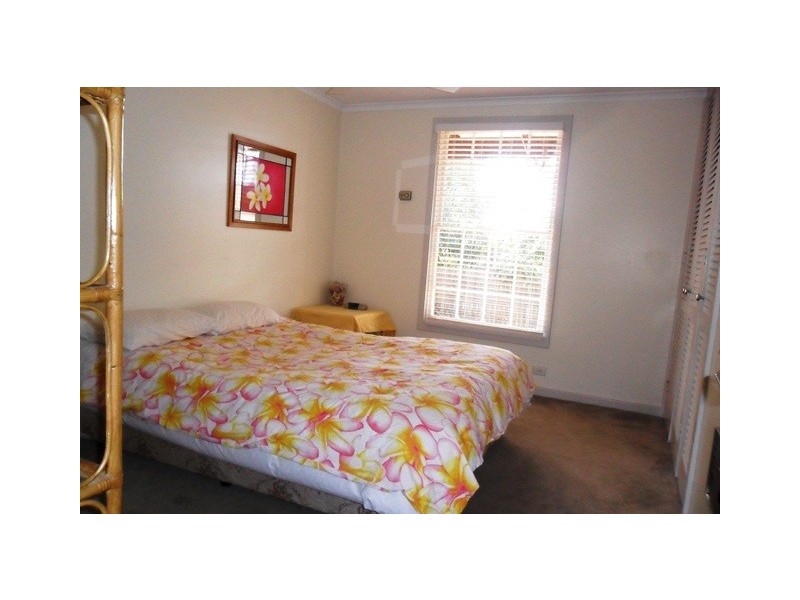 5 DOUGLASS PLACE, Spence ACT 2615