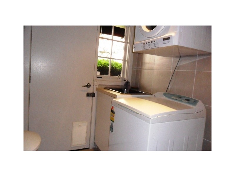 5 DOUGLASS PLACE, Spence ACT 2615