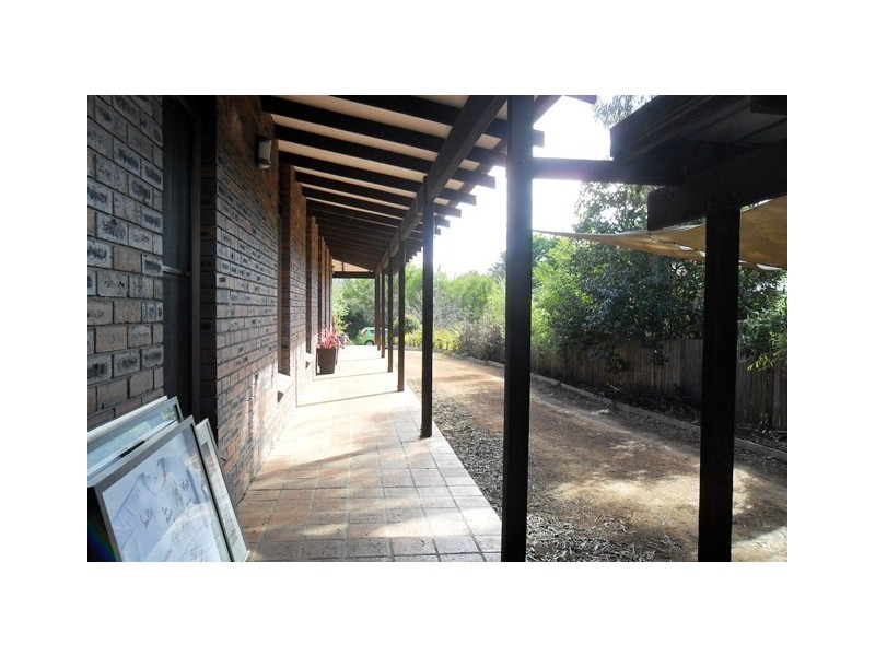 5 DOUGLASS PLACE, Spence ACT 2615