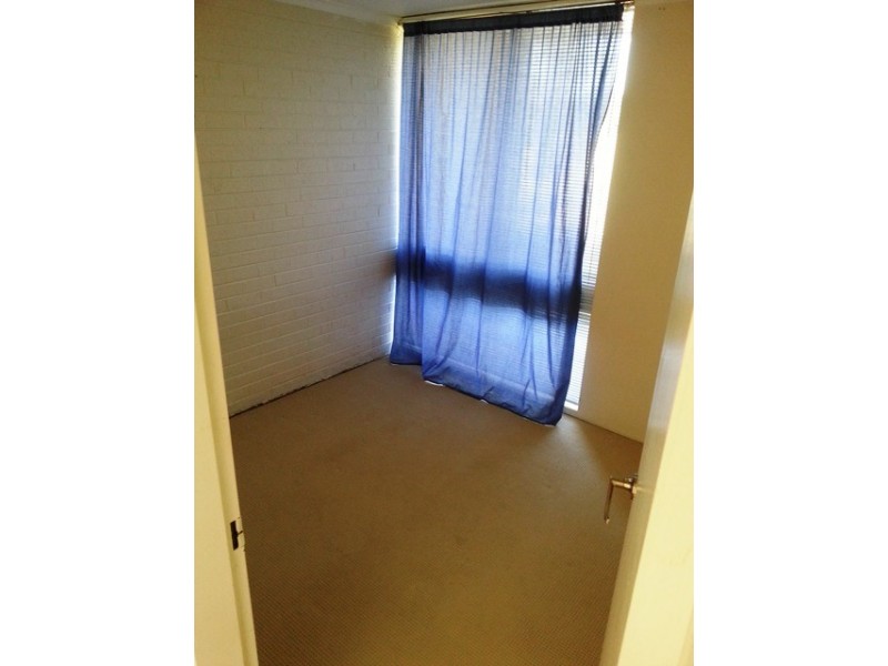 10B/52 DELORAINE STREET, Lyons ACT 2606