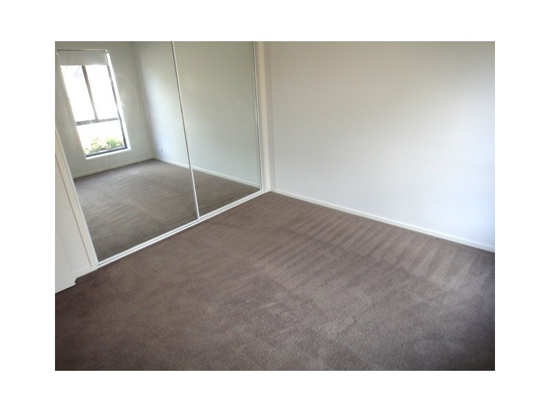 84 TAY STREET, Watson ACT 2602