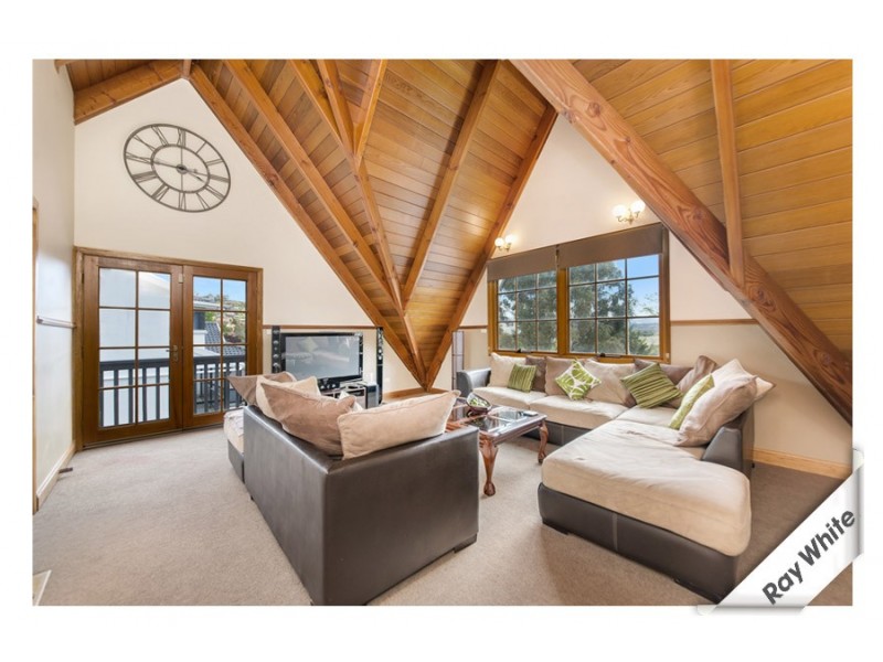 12 Wootton Crescent, Gordon ACT 2906