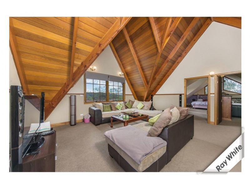 12 Wootton Crescent, Gordon ACT 2906