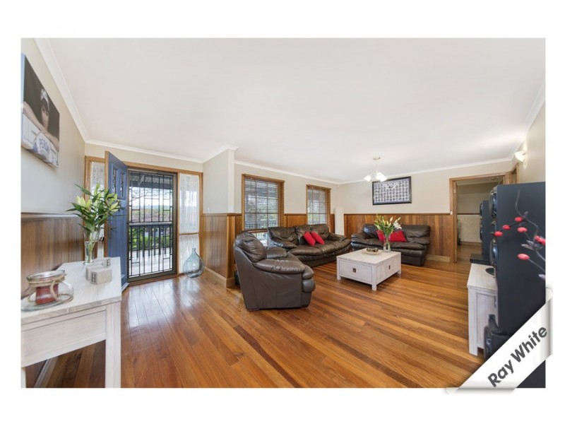 12 Wootton Crescent, Gordon ACT 2906