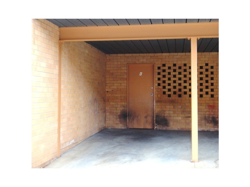 4/63 Donald Road, Karabar NSW 2620