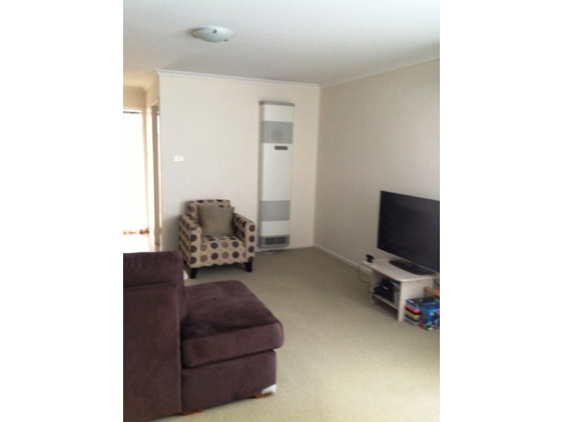 28 HEIGHWAY STREET, Macgregor ACT 2615