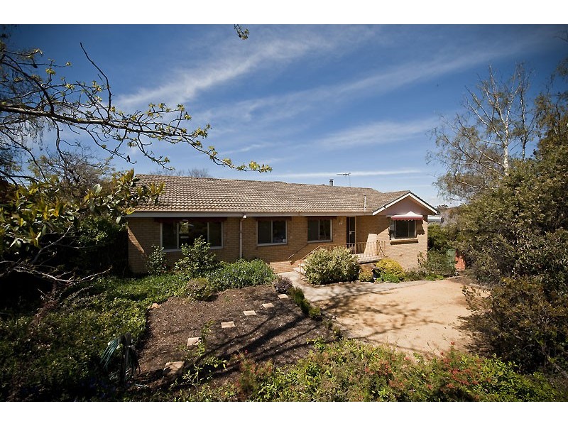 7 CLARKSON STREET, Pearce ACT 2607