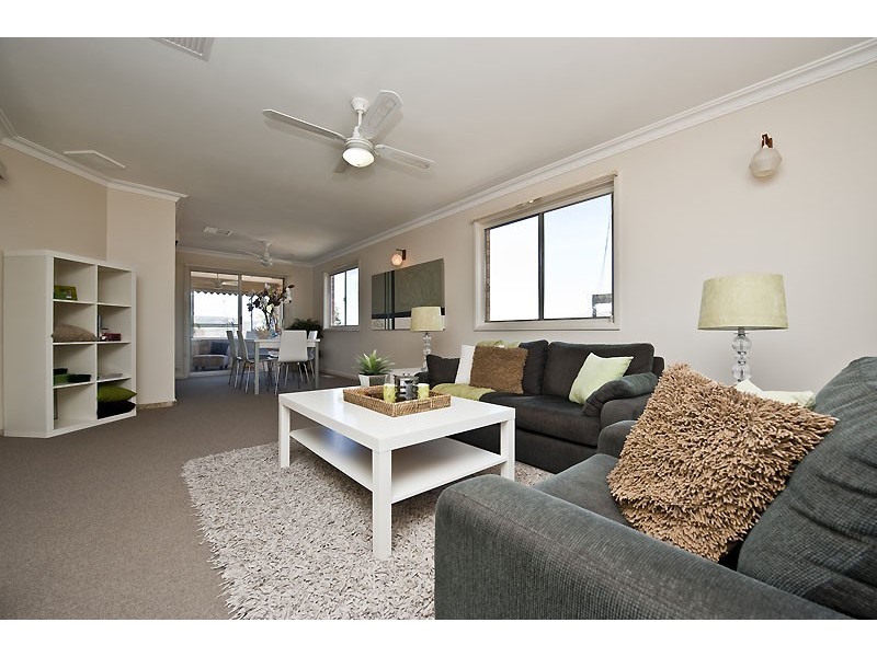 7 CLARKSON STREET, Pearce ACT 2607
