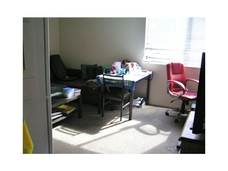 4/5 WALSH PLACE, Curtin ACT 2605
