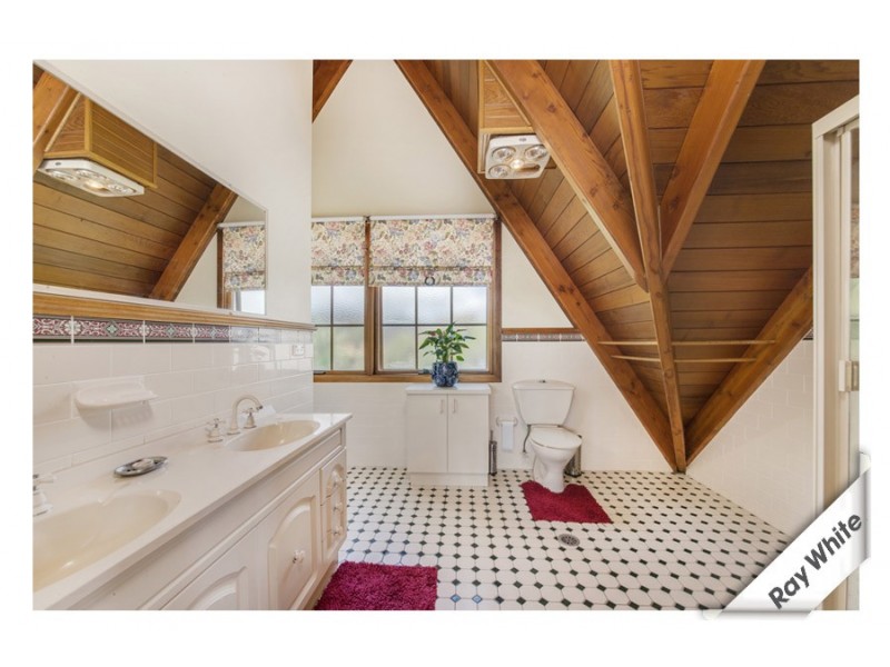 12 Wootton Crescent, Gordon ACT 2906