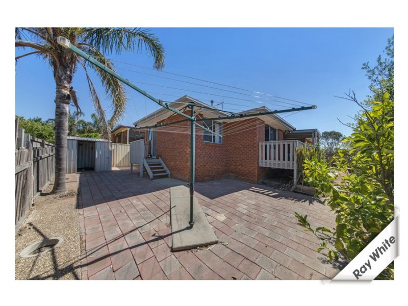16 Yumba Avenue, Ngunnawal ACT 2913