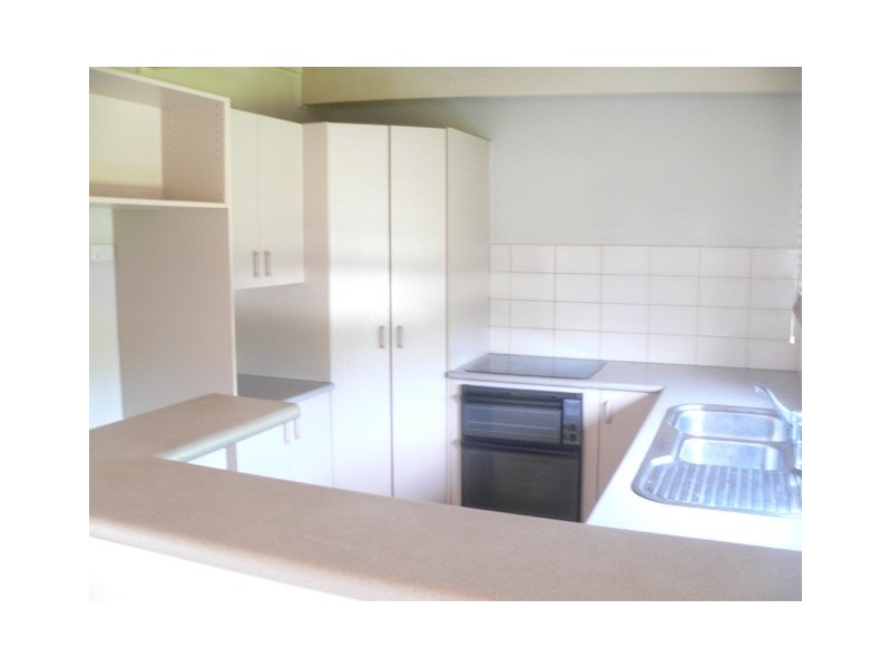 33 GLEDDEN STREET, Chifley ACT 2606