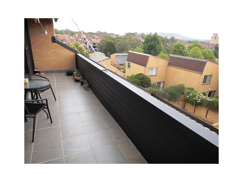9/3 Garran Place, Garran ACT 2605