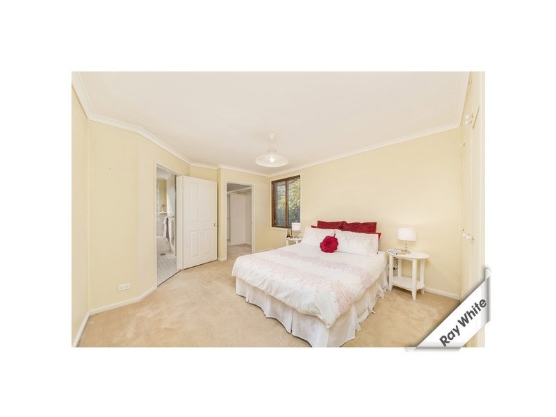 4 BYRNES PLACE, Curtin ACT 2605