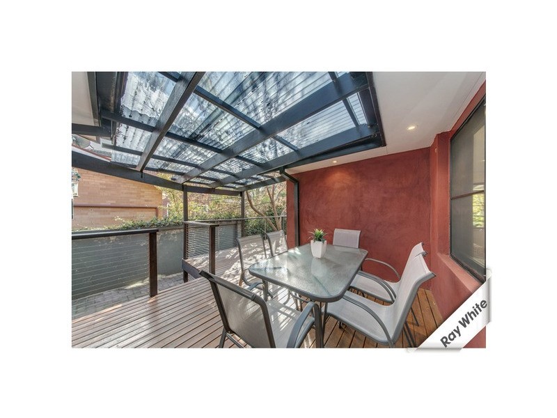 4 BYRNES PLACE, Curtin ACT 2605