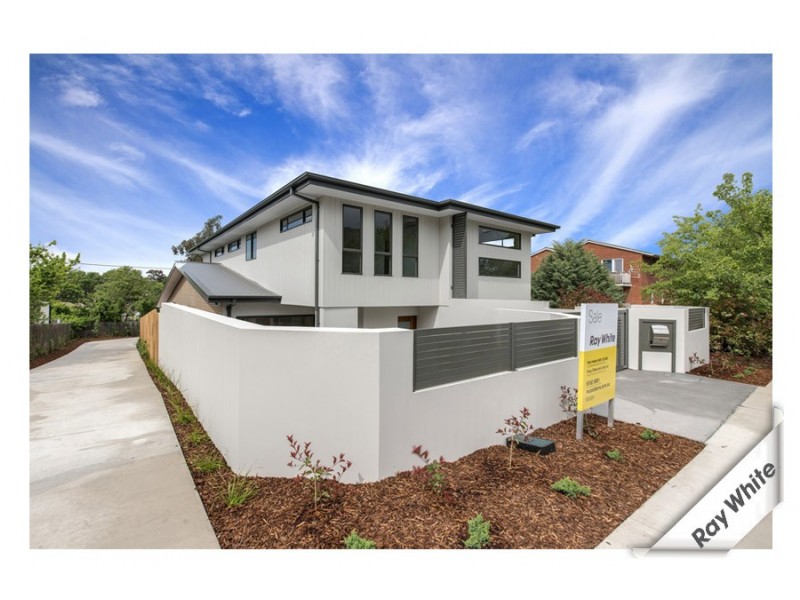 12 Kitchener Street, Hughes ACT 2605