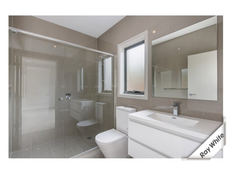 12 Kitchener Street, Hughes ACT 2605