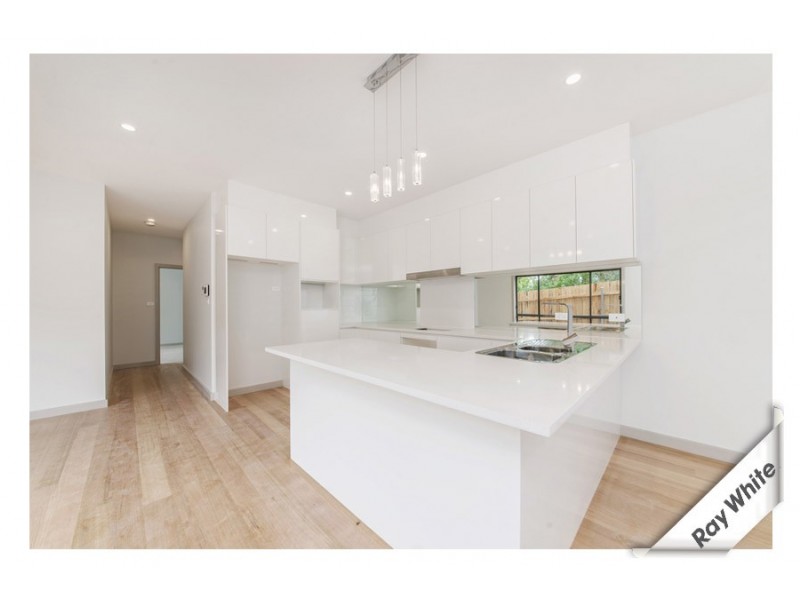 12 Kitchener Street, Hughes ACT 2605