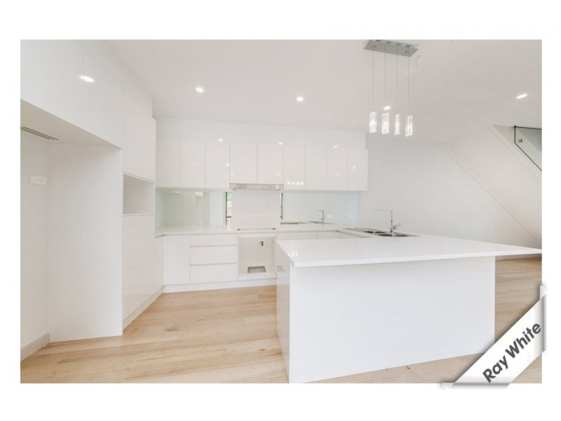 12 Kitchener Street, Hughes ACT 2605