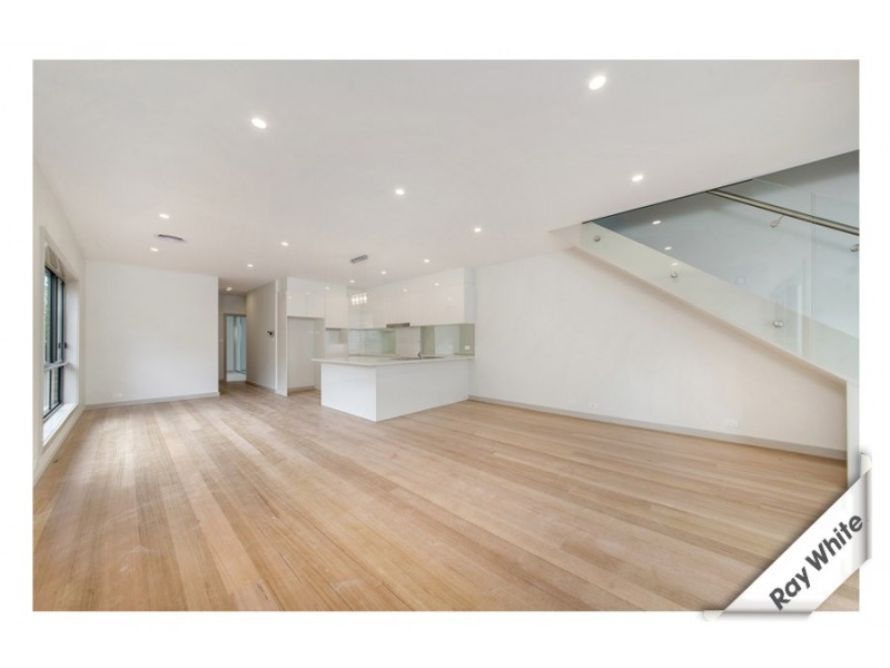 12 Kitchener Street, Hughes ACT 2605