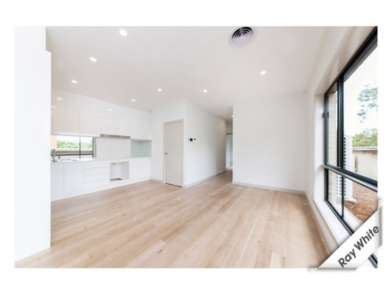 12 Kitchener Street, Hughes ACT 2605