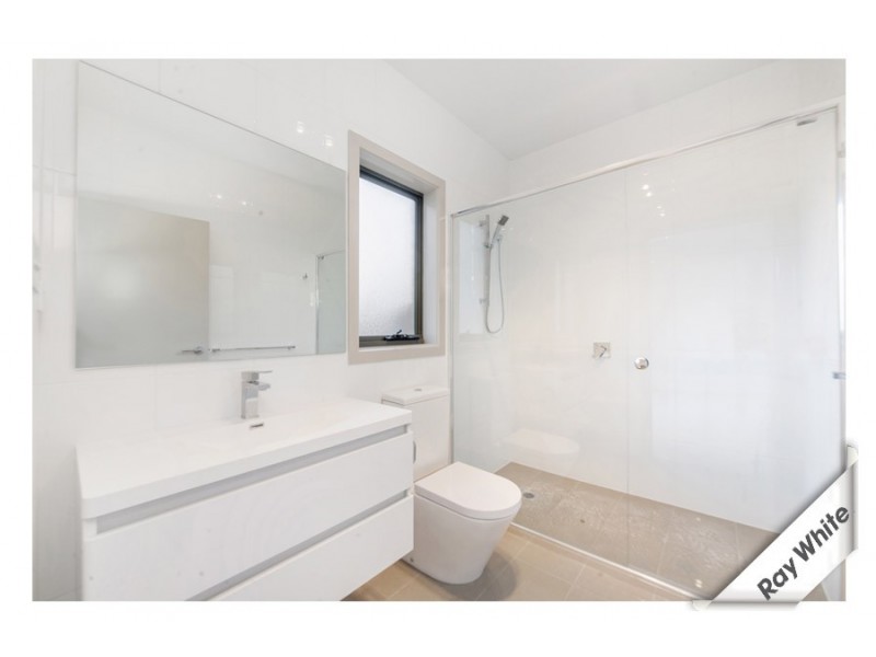 12 Kitchener Street, Hughes ACT 2605