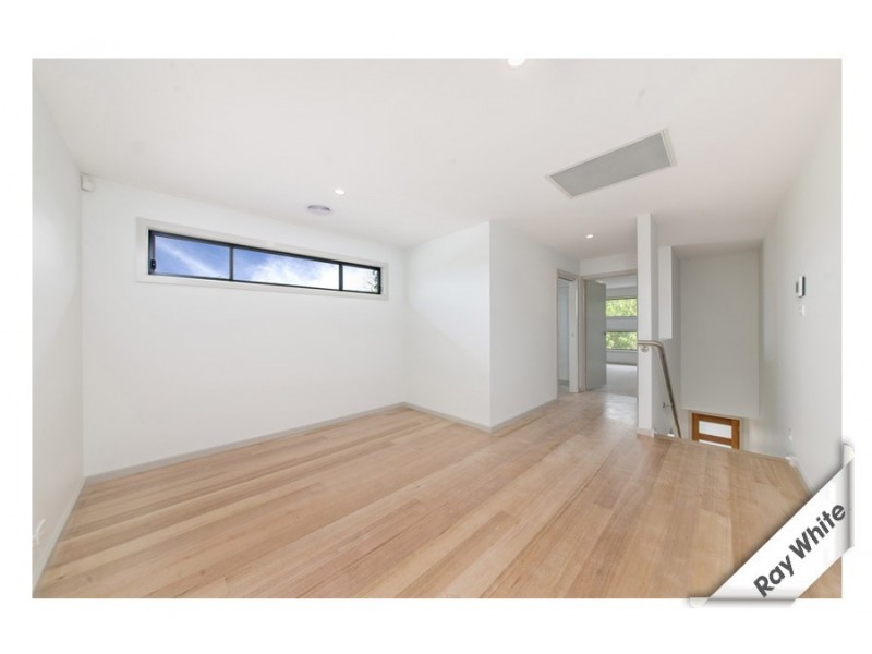 12 Kitchener Street, Hughes ACT 2605